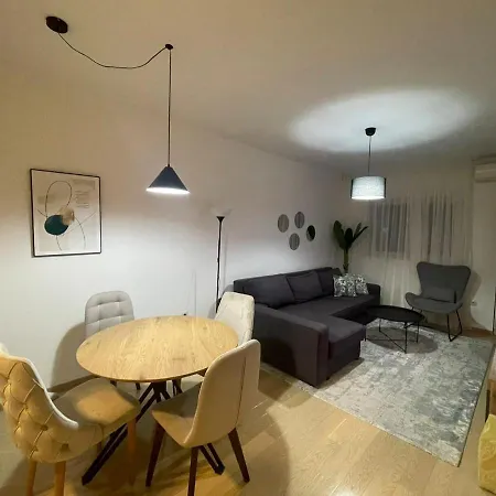 Aura Apartment